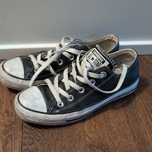 Converse All Star Leather Low Top Sneakers in Black and White W6